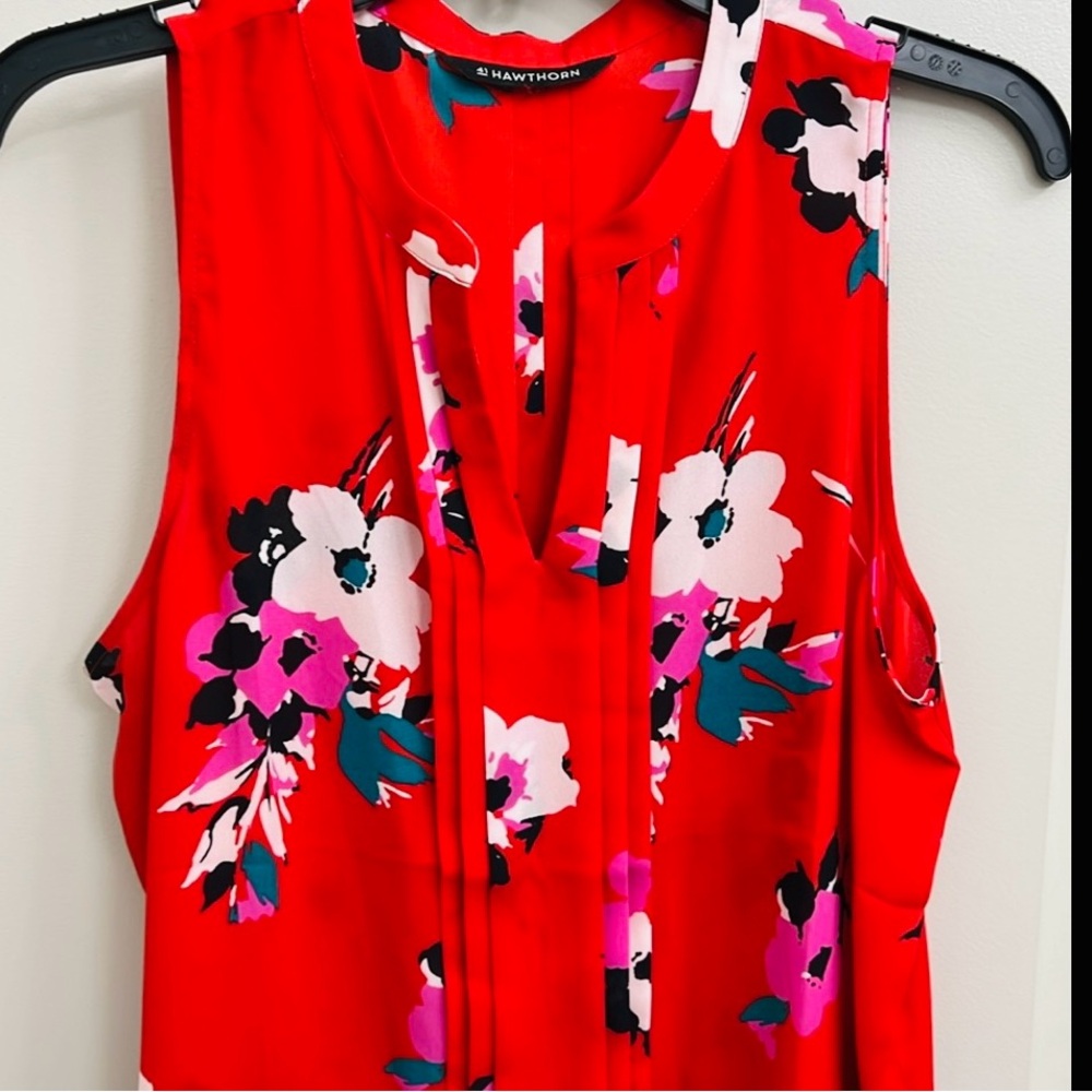 Hawthorn Sleeveless Blouse - Picture 4 of 14